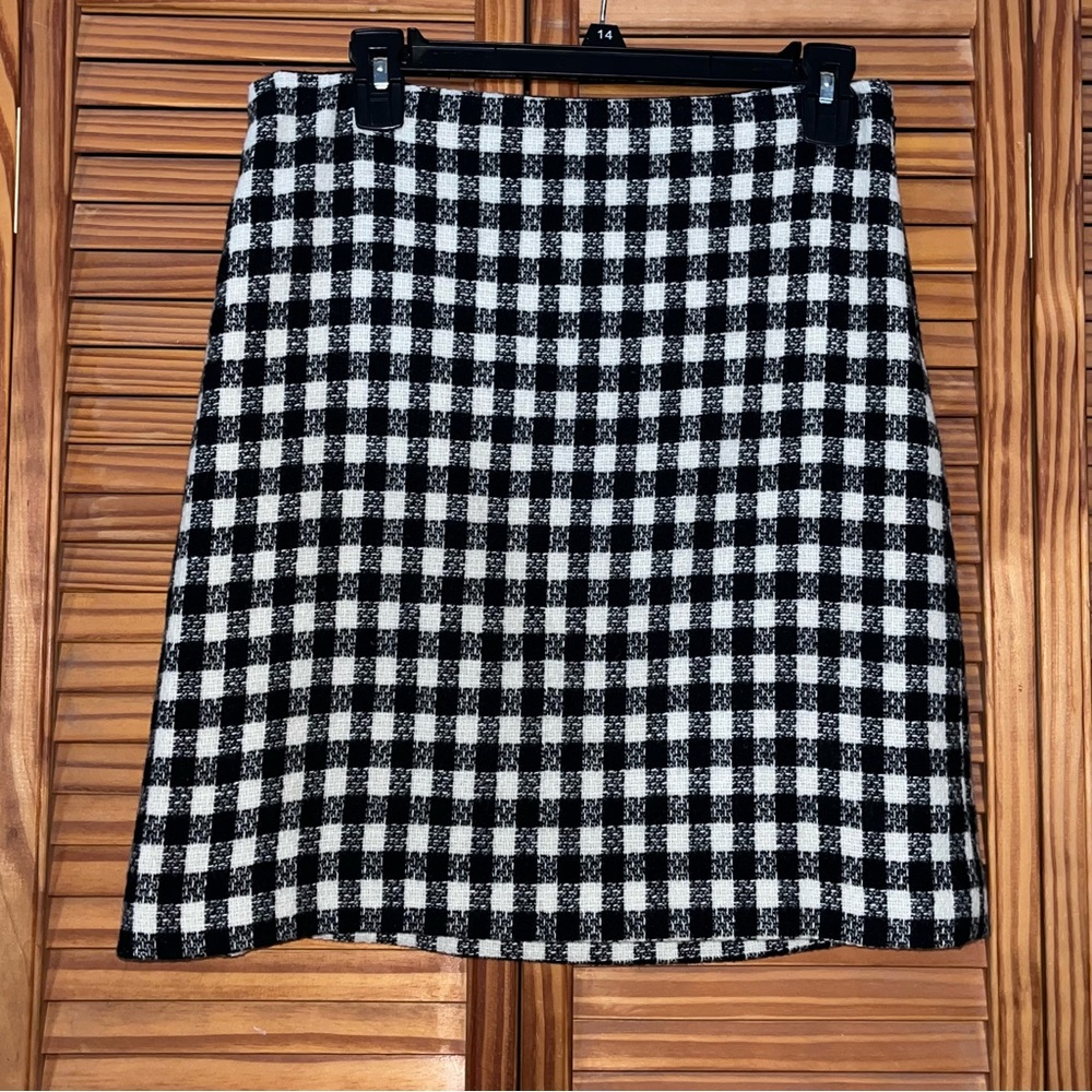 Talbots Wool Blend A Line Black and‎ White Check 6 Petite Skirt